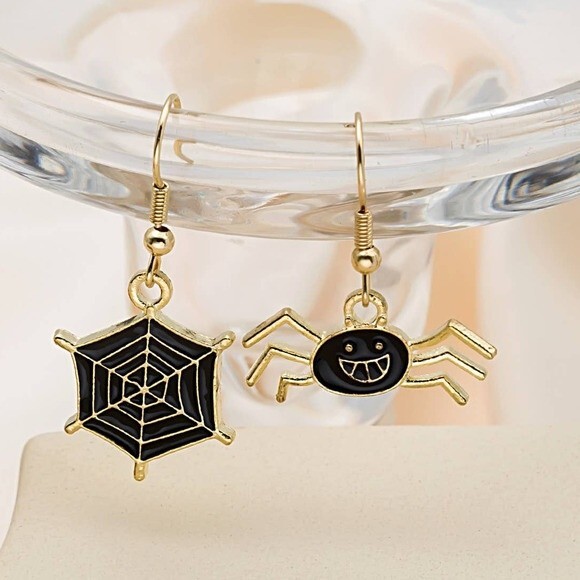 Spider & Cobweb Goldtone & Black Enamel Mismatch Drop Earrings NEW! 648SA3 - Picture 1 of 3
